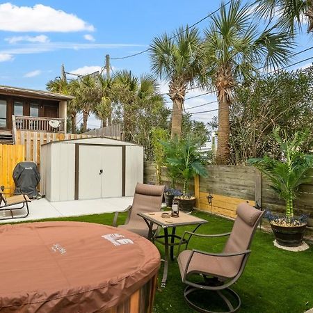 Pet Friendly Townhome With Gulf Views And Hot Tub Right Across From Beach And Schooners Panama City Beach Eksteriør billede