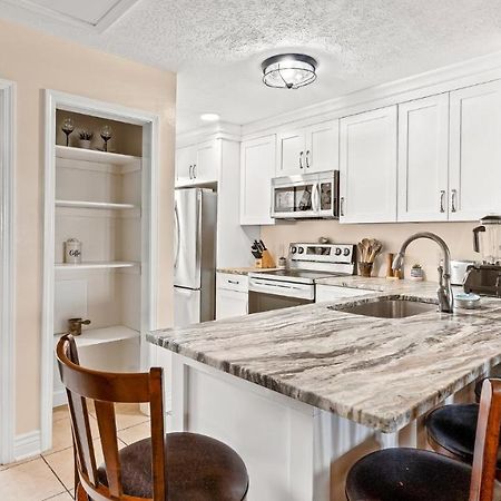 Pet Friendly Townhome With Gulf Views And Hot Tub Right Across From Beach And Schooners Panama City Beach Eksteriør billede